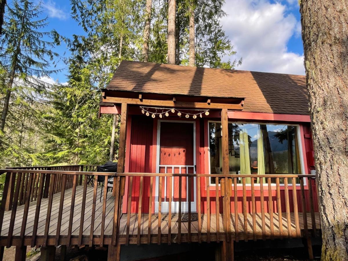 Mt Rainier Little Red Cabin Эшфорд Экстерьер фото